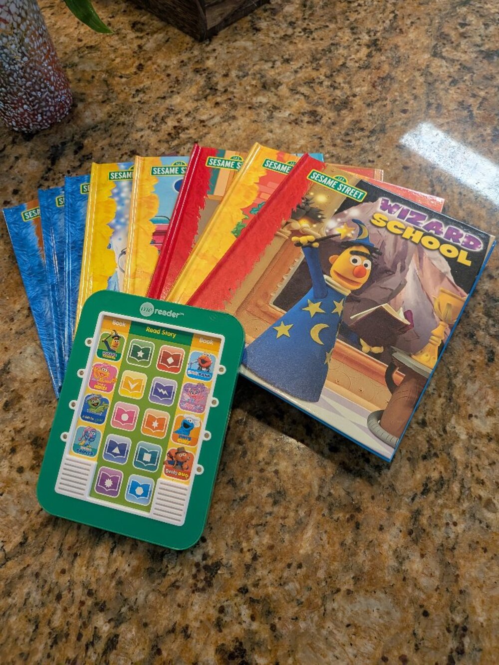 Sesame Street Electronic Me Reader 8-book Set